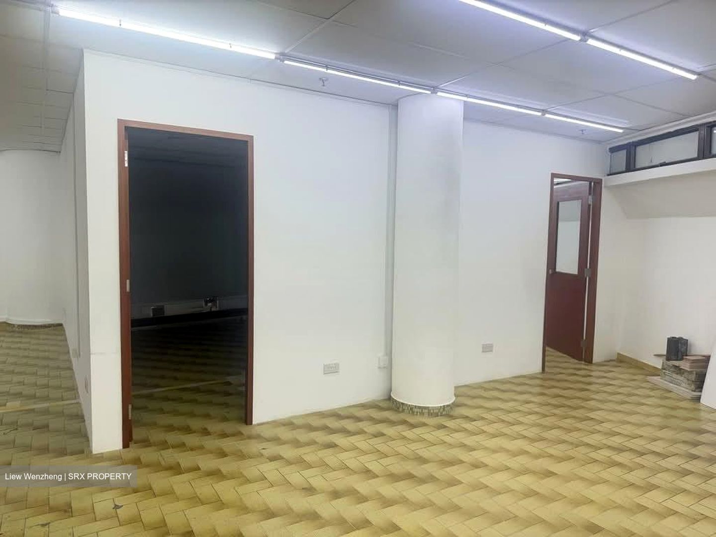 Sim Lim Tower (D8), Office #569184401